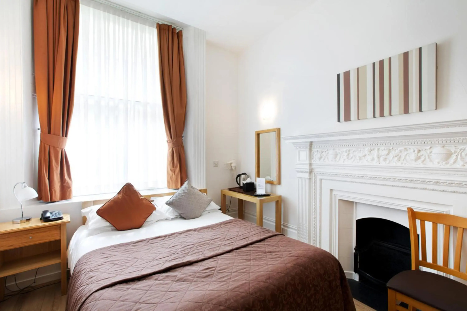 OYO The Cleveland Hotel