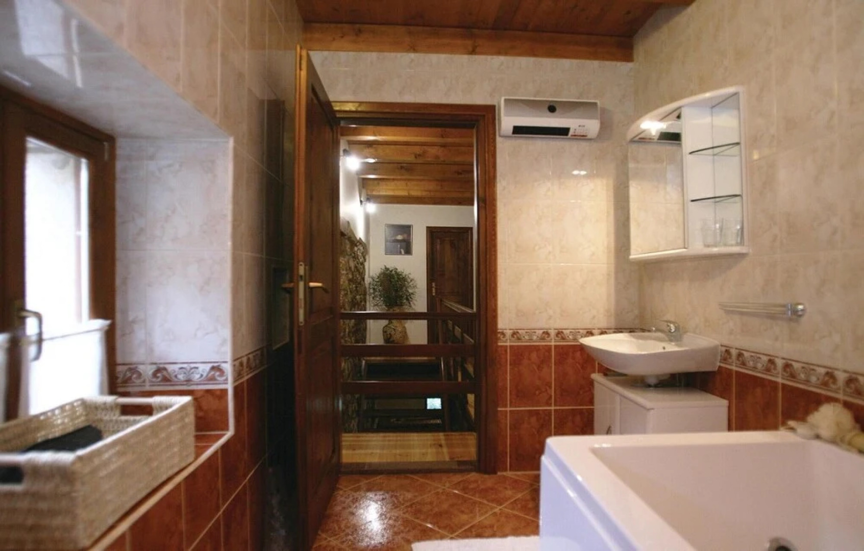 Amazing Home in Kastelir With 3 Bedrooms and Wifi