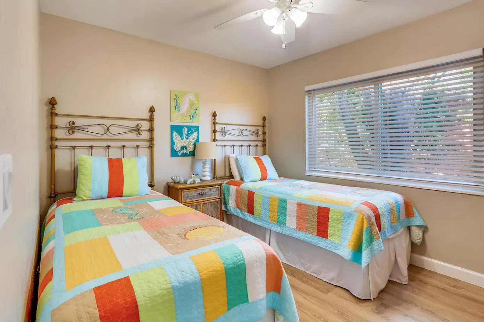 Bay Front Duplex 2br, Fishing Dock - Walk to Beach!