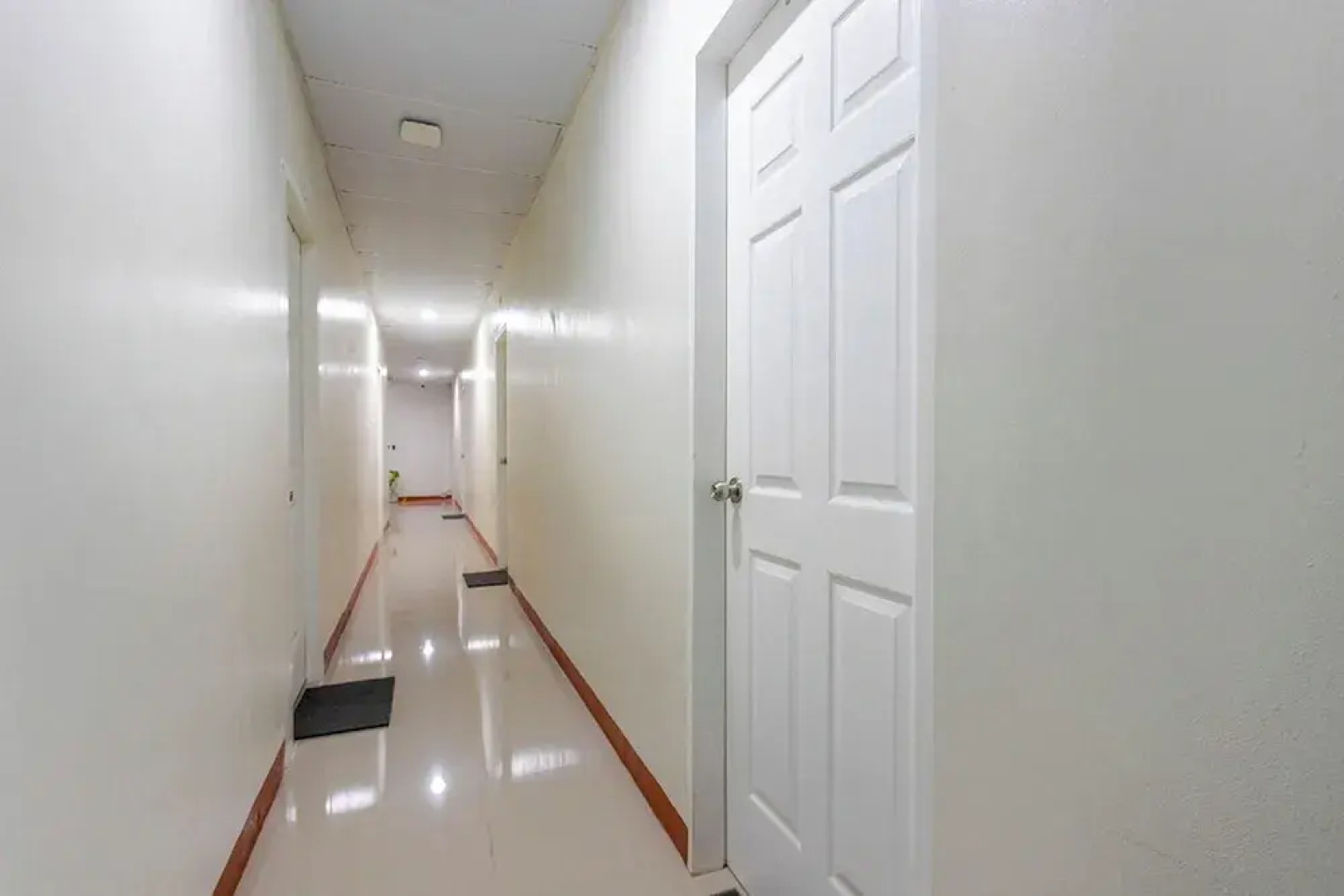 La Belladoza near Airport