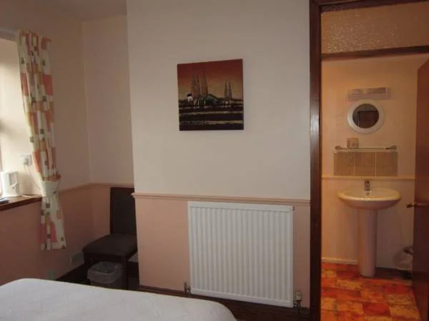 Min y Gaer Guest House