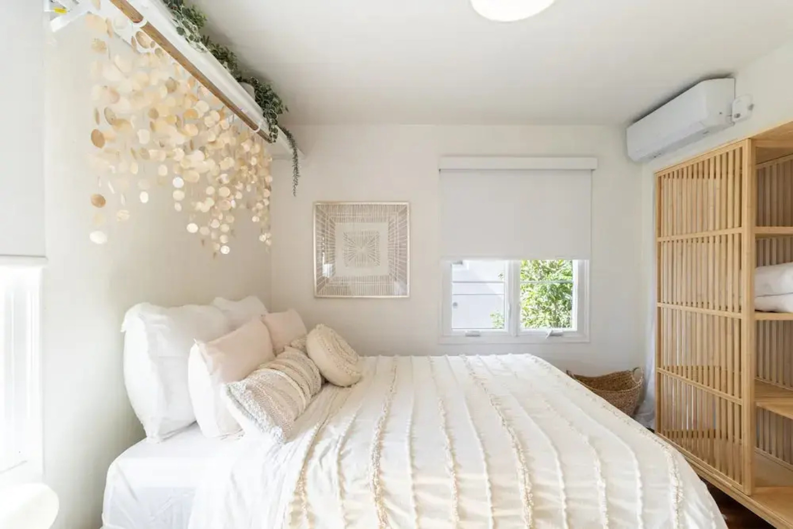 Gorgeous 1920s Bungalow 3 Bedroom Bungalow by RedAwning