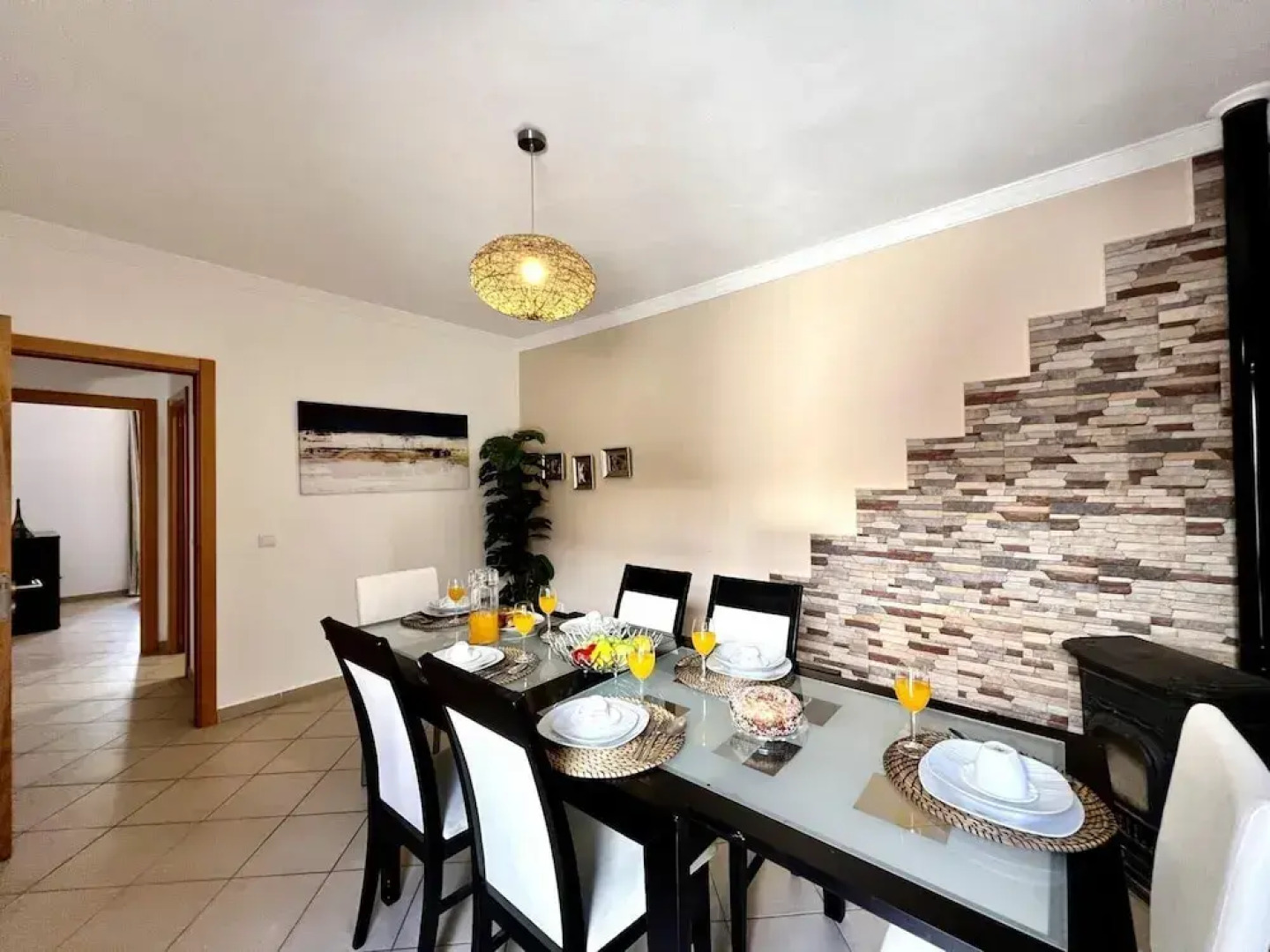 Loul Central House by Homing