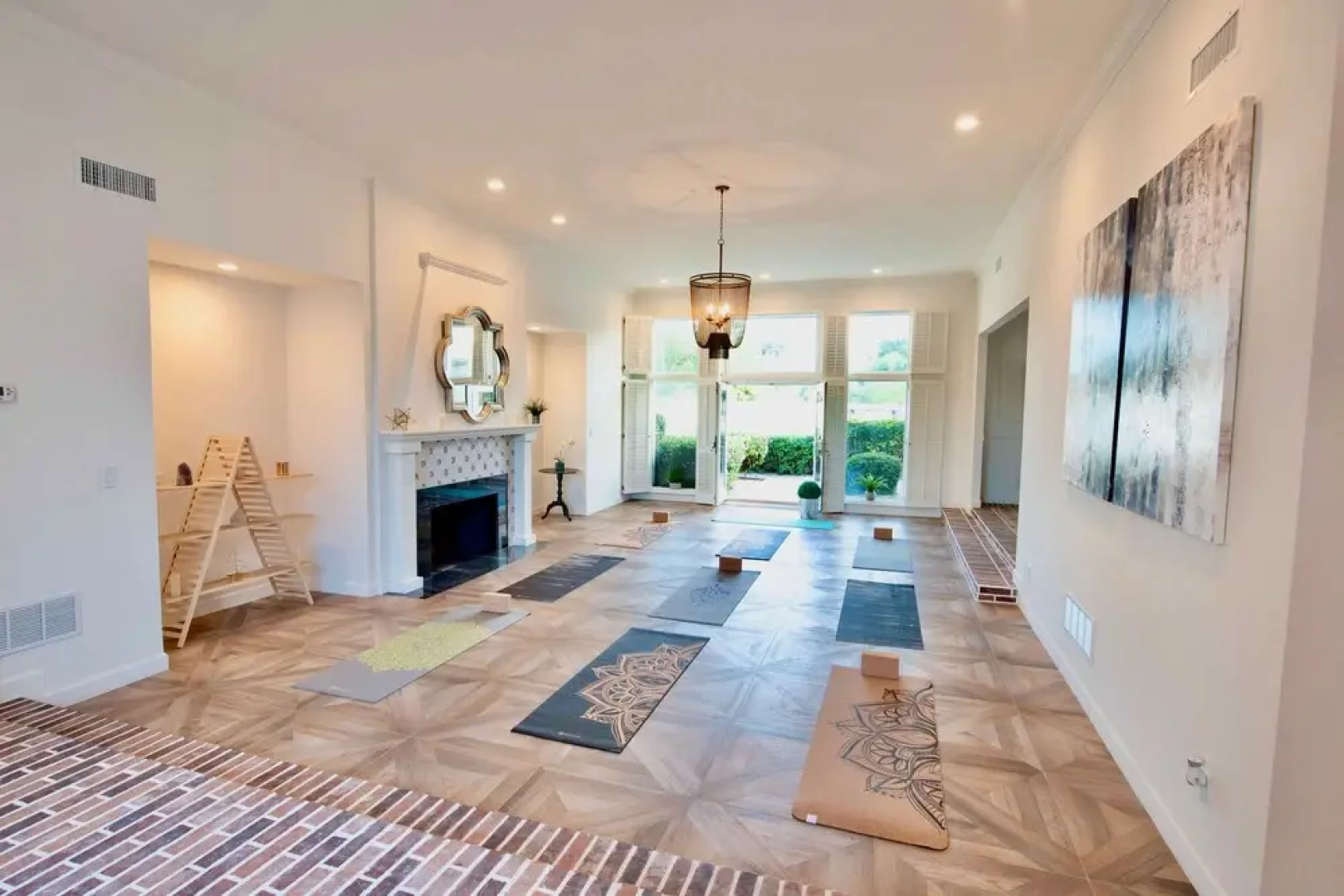 WOWFIFTY - Luxury Communal Wellness Resort Getaways for Adults 50 Plus