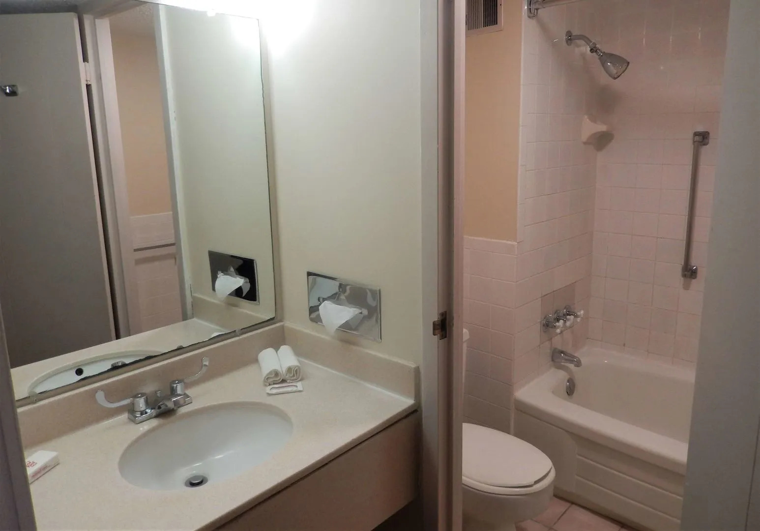 Red Roof Inn Ashtabula - Austinburg