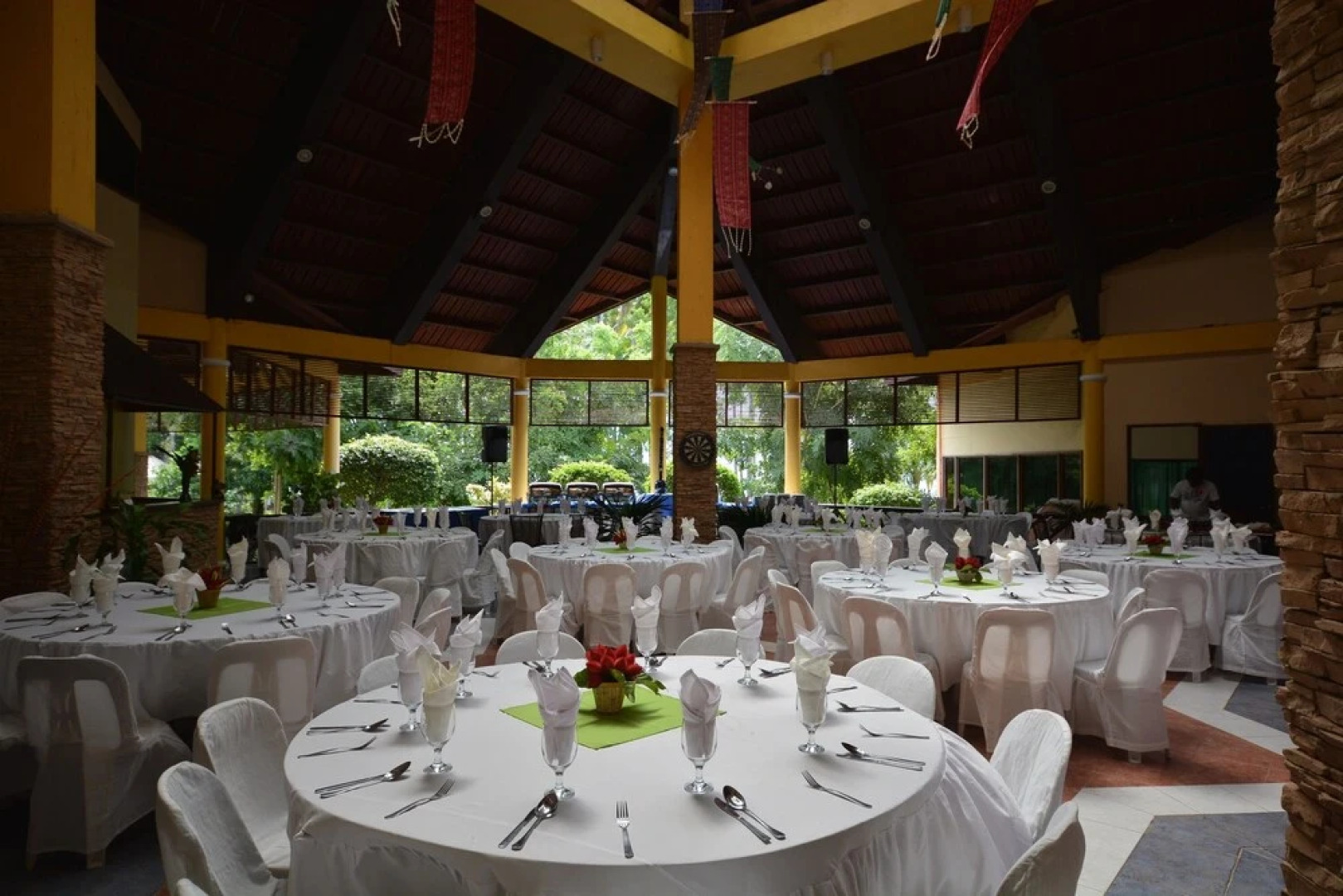 Crystal Paradise Resort, Spa & Winery