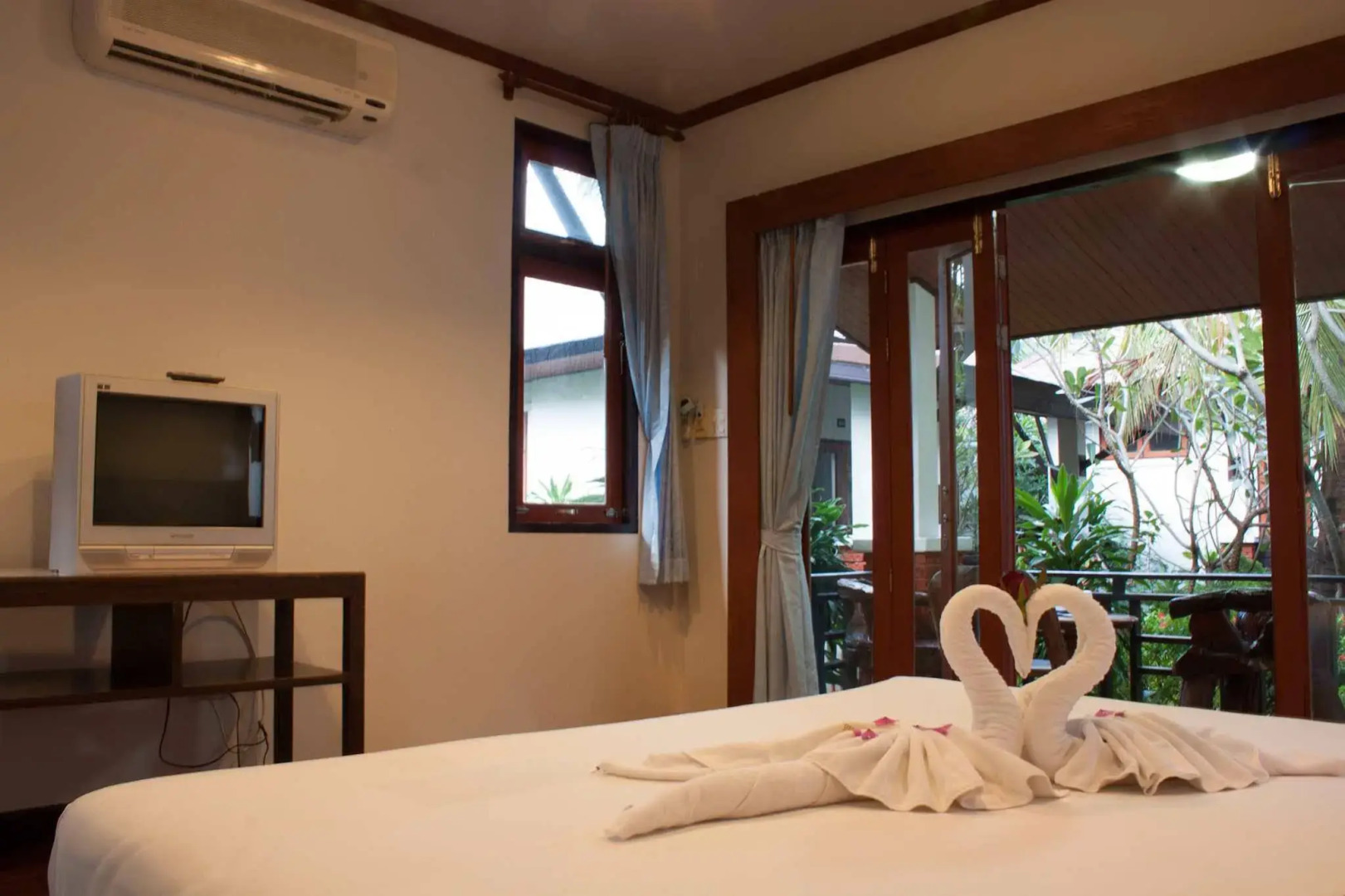 Phangan Bayshore Resort