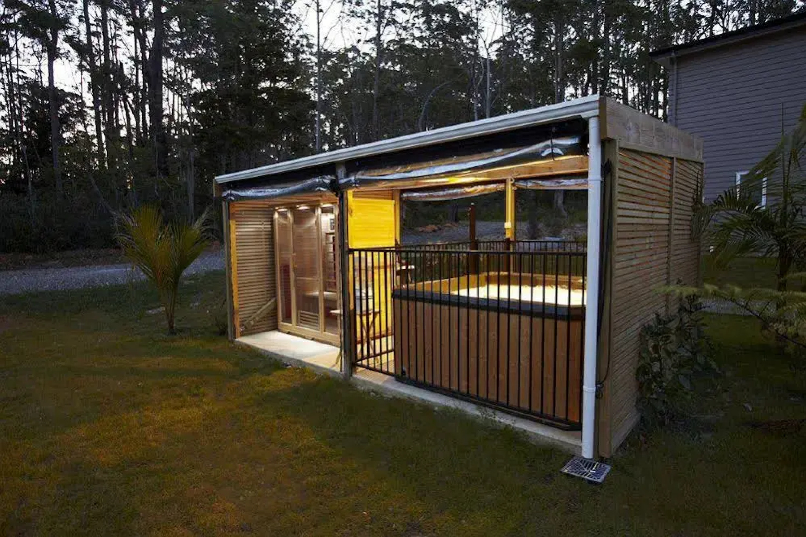 Orchid Grove Country Lodge