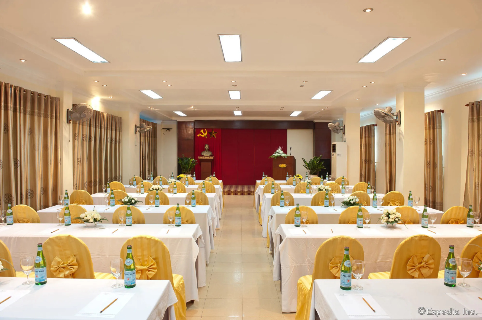 Muong Thanh Vinh Hotel