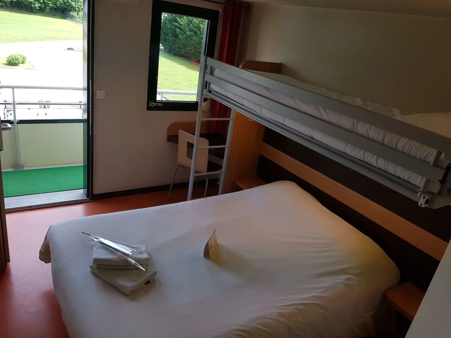 Première Classe Amiens Est - Glisy