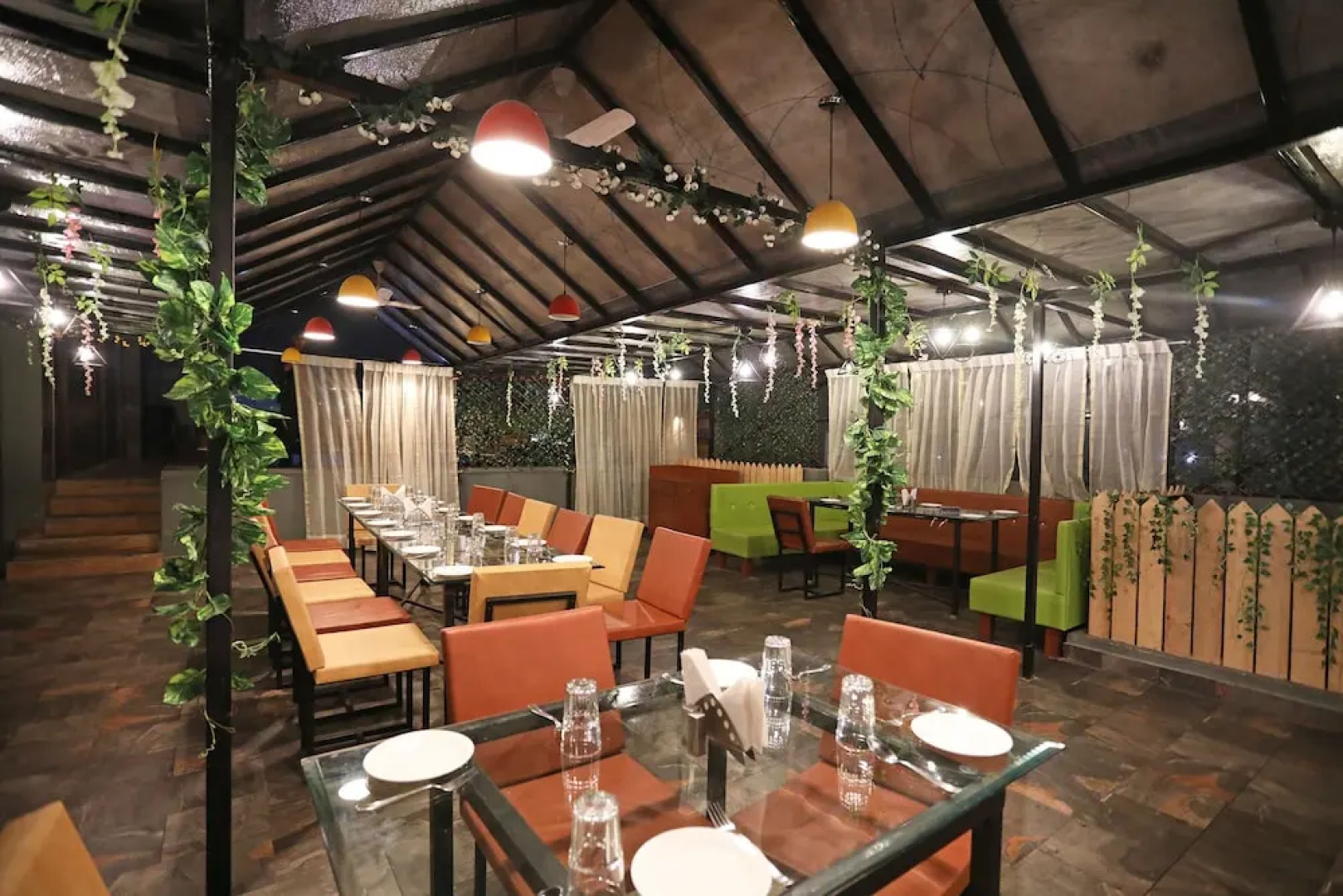 OYO 11517 Hotel Eleven 43