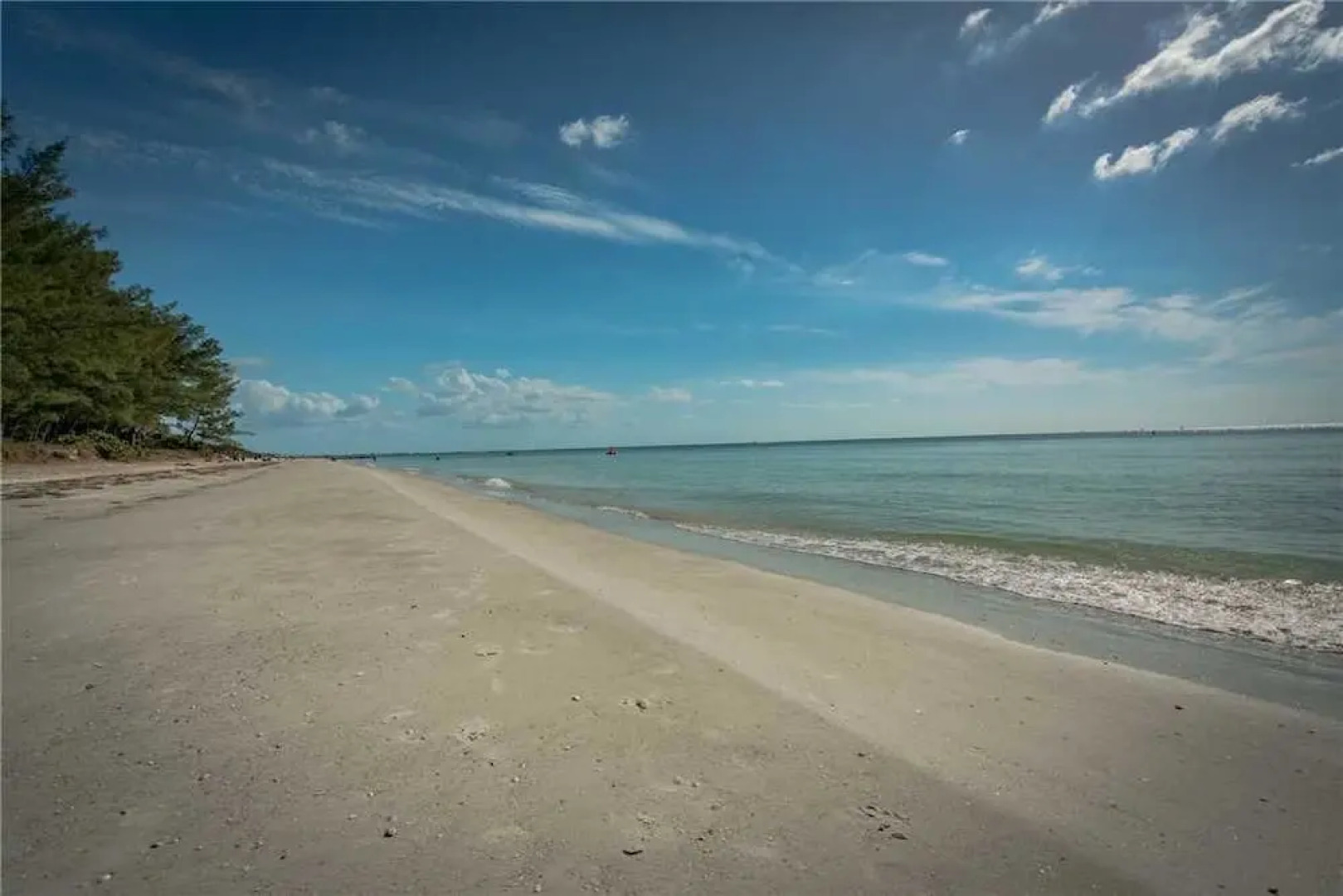 Bayside 294 - Three Bedroom Condo