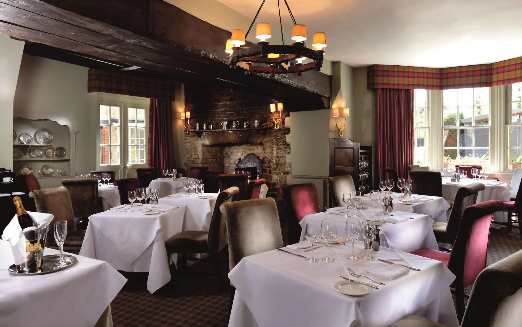 Macdonald Bear Hotel