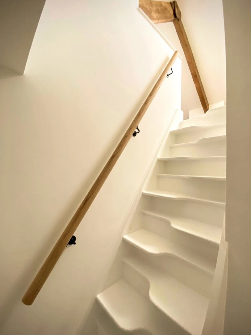 Beautiful Rural Cottage by the Coast