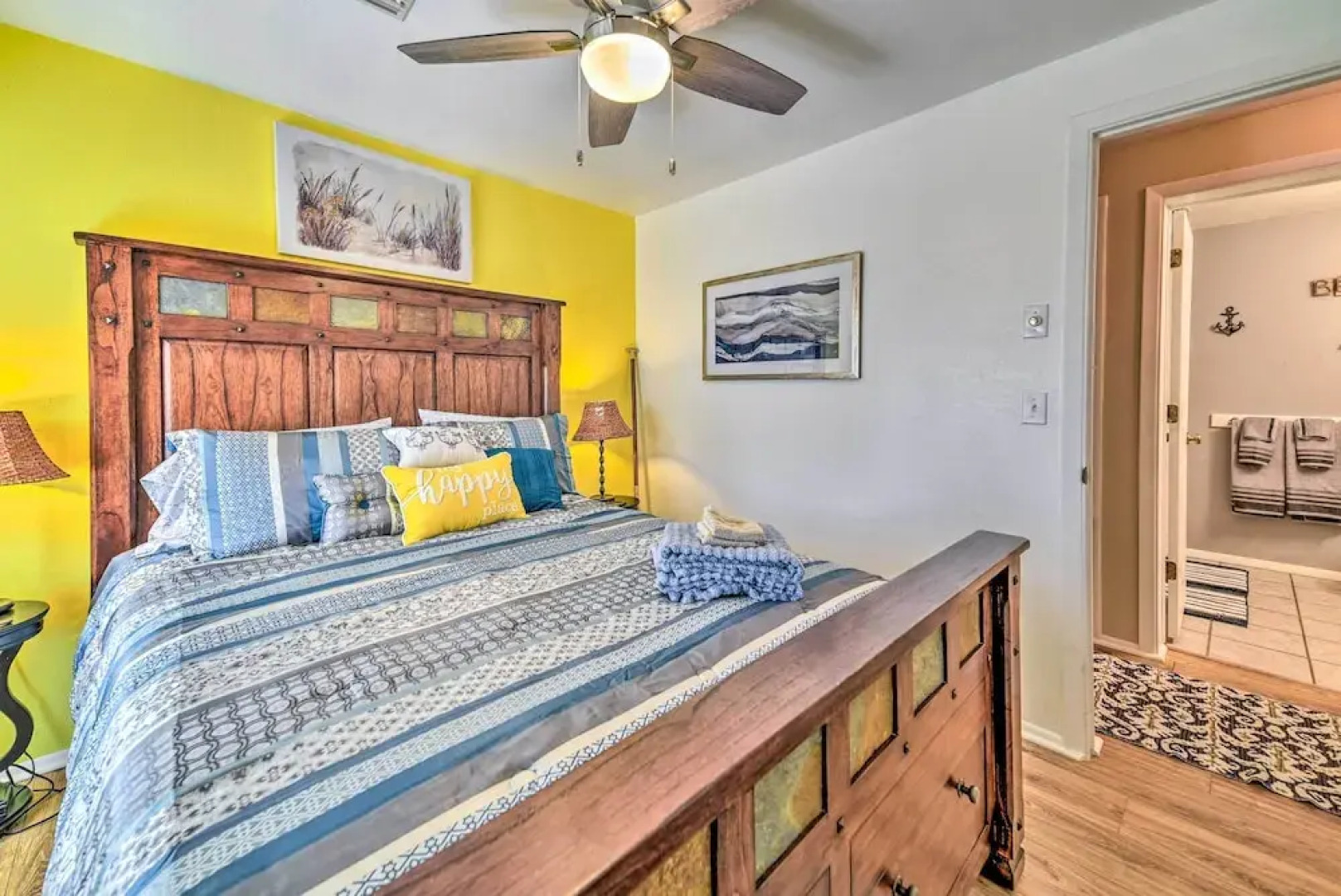 1 Mi to Canyon Tours: Vibrant Page Paradise!