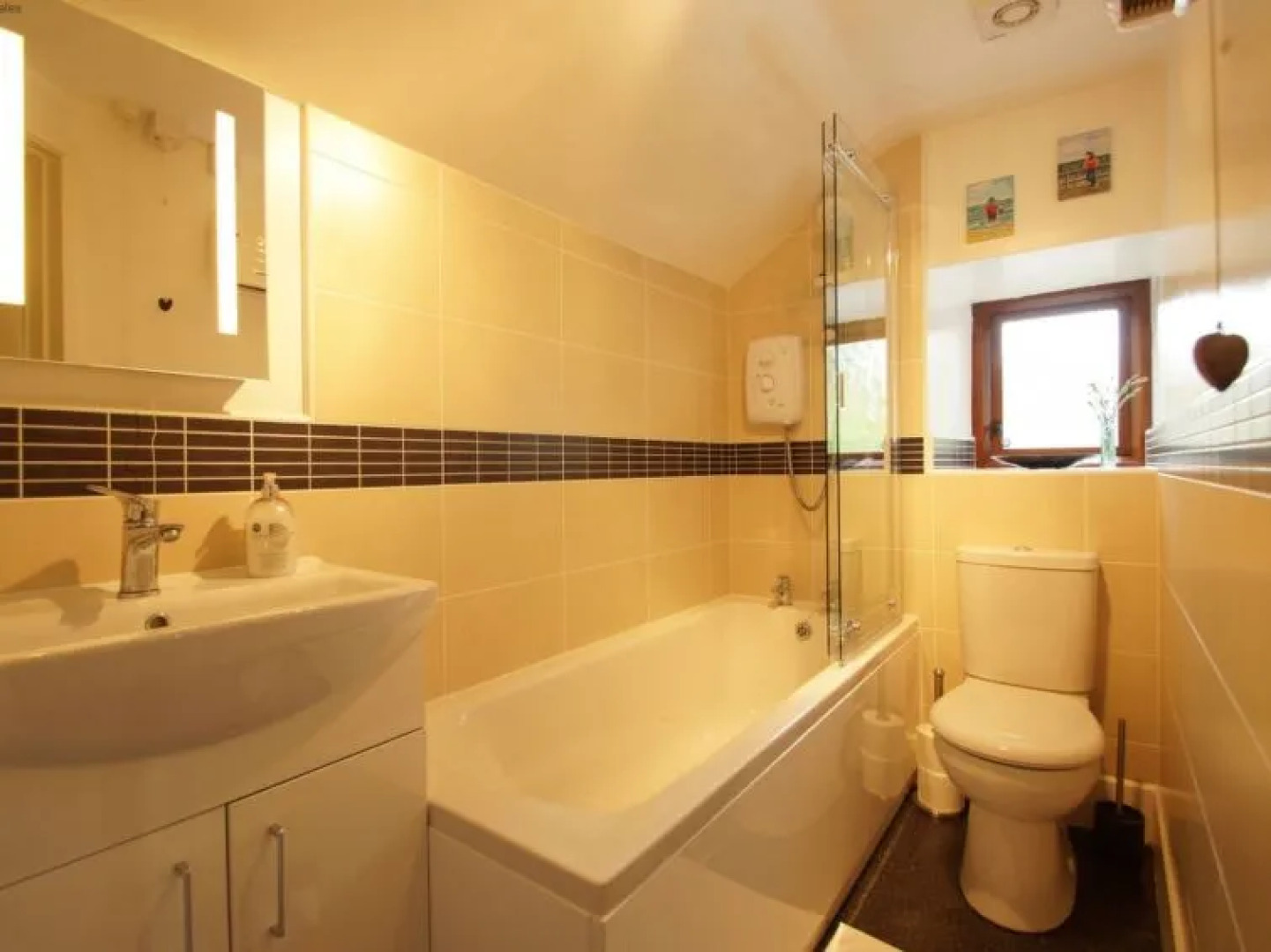 Holiday Home Uwch y Foel