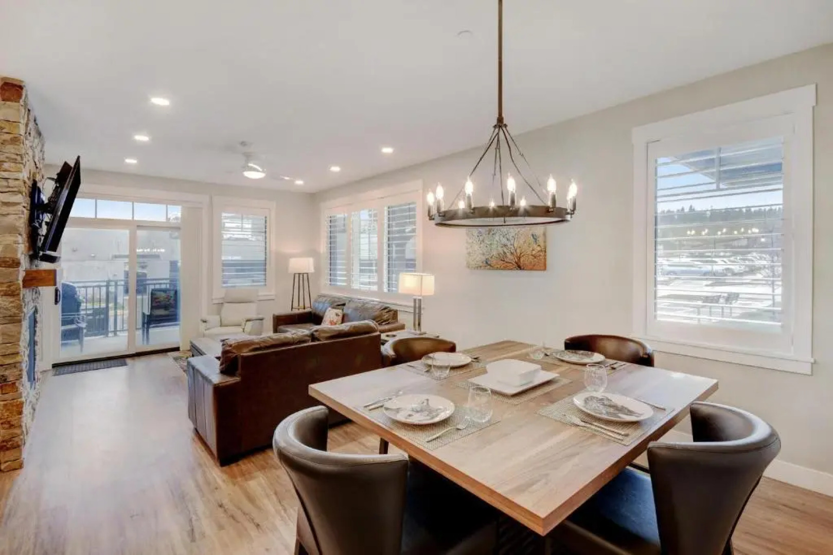 New Luxury Loft #107 Near Resort Huge Hot Tub & Views - FREE Activities & Equipment Rentals Daily