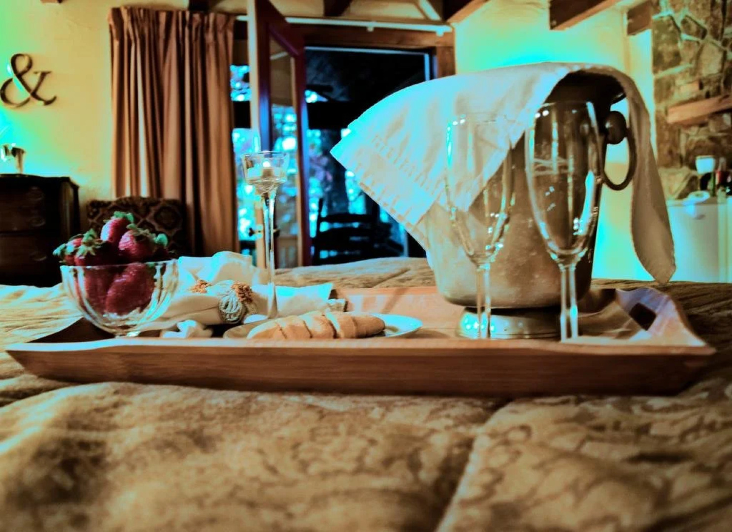 The Overlook Inn Bed and Breakfast