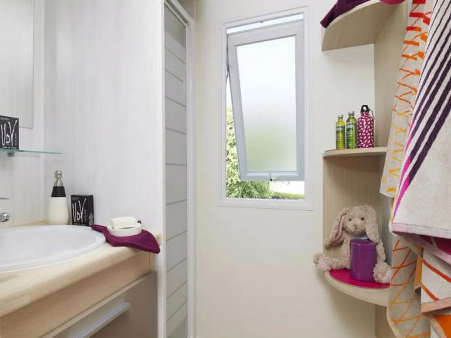 Holiday Home Le Mediterranée - AGL254