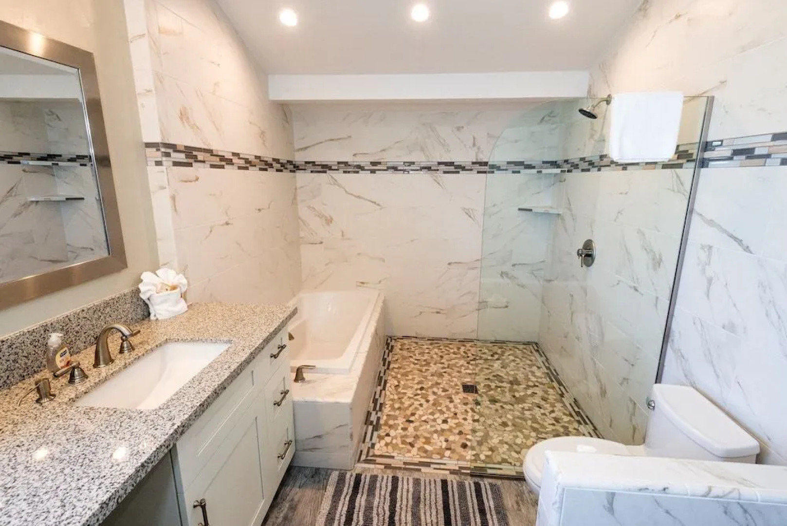 Kapalua Bay Villas 17B3 by RedAwning