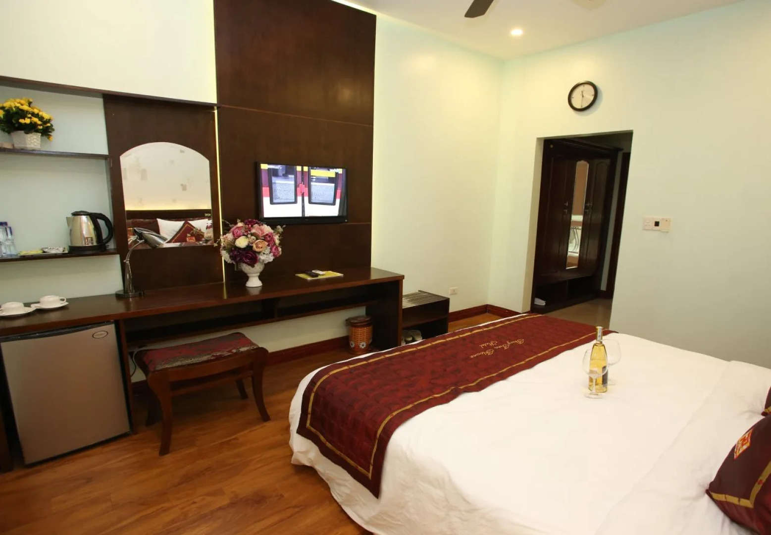 Hoa Thuy Tien Hotel