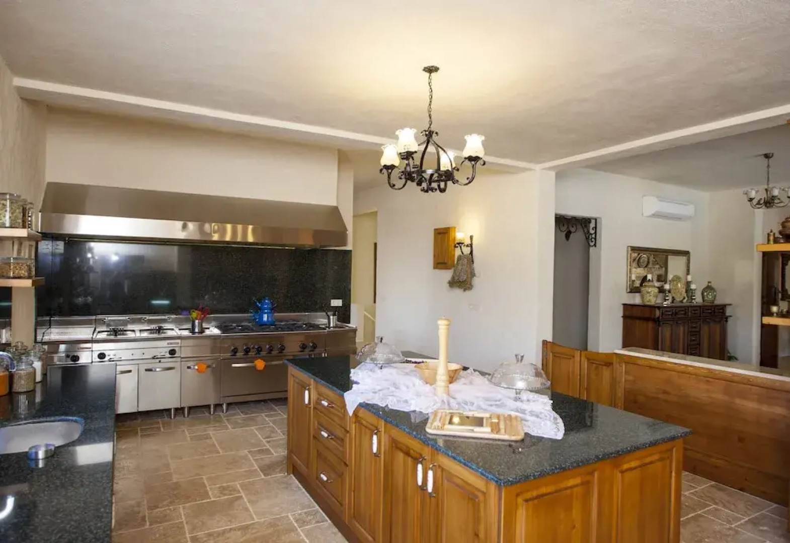 Exclusive and Romantic Boutique Hotel