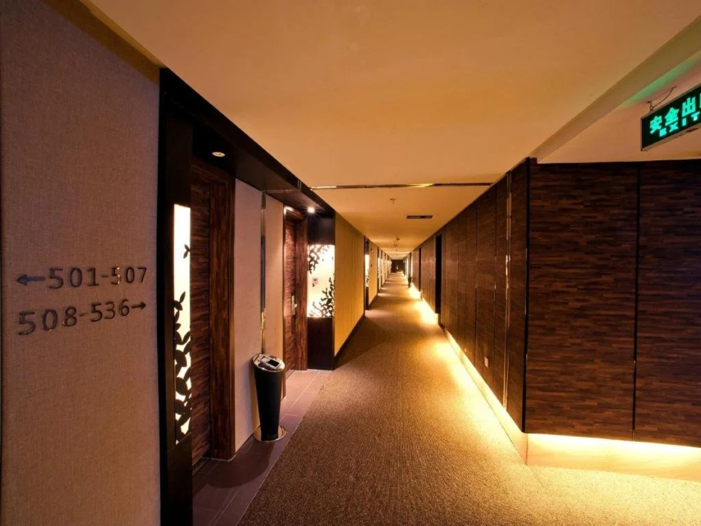 Ji Hotel Huzhou Renhuangshan Store