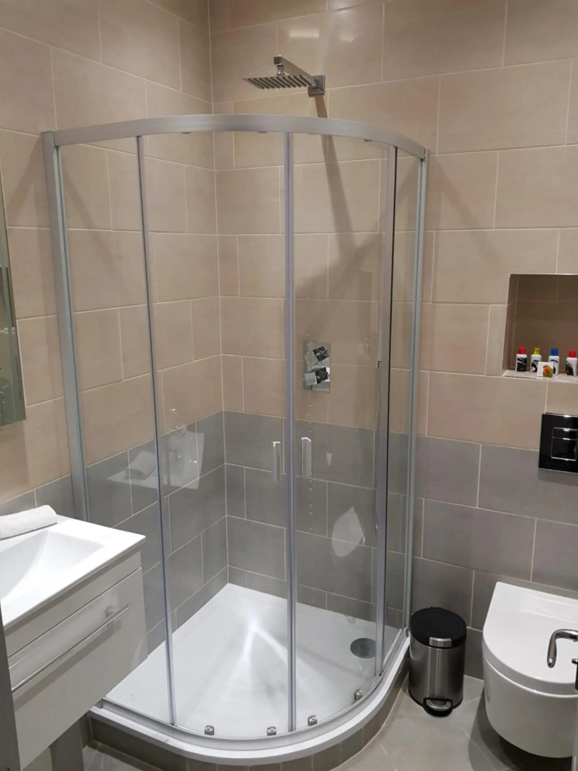 Stonecross Manor Hotel