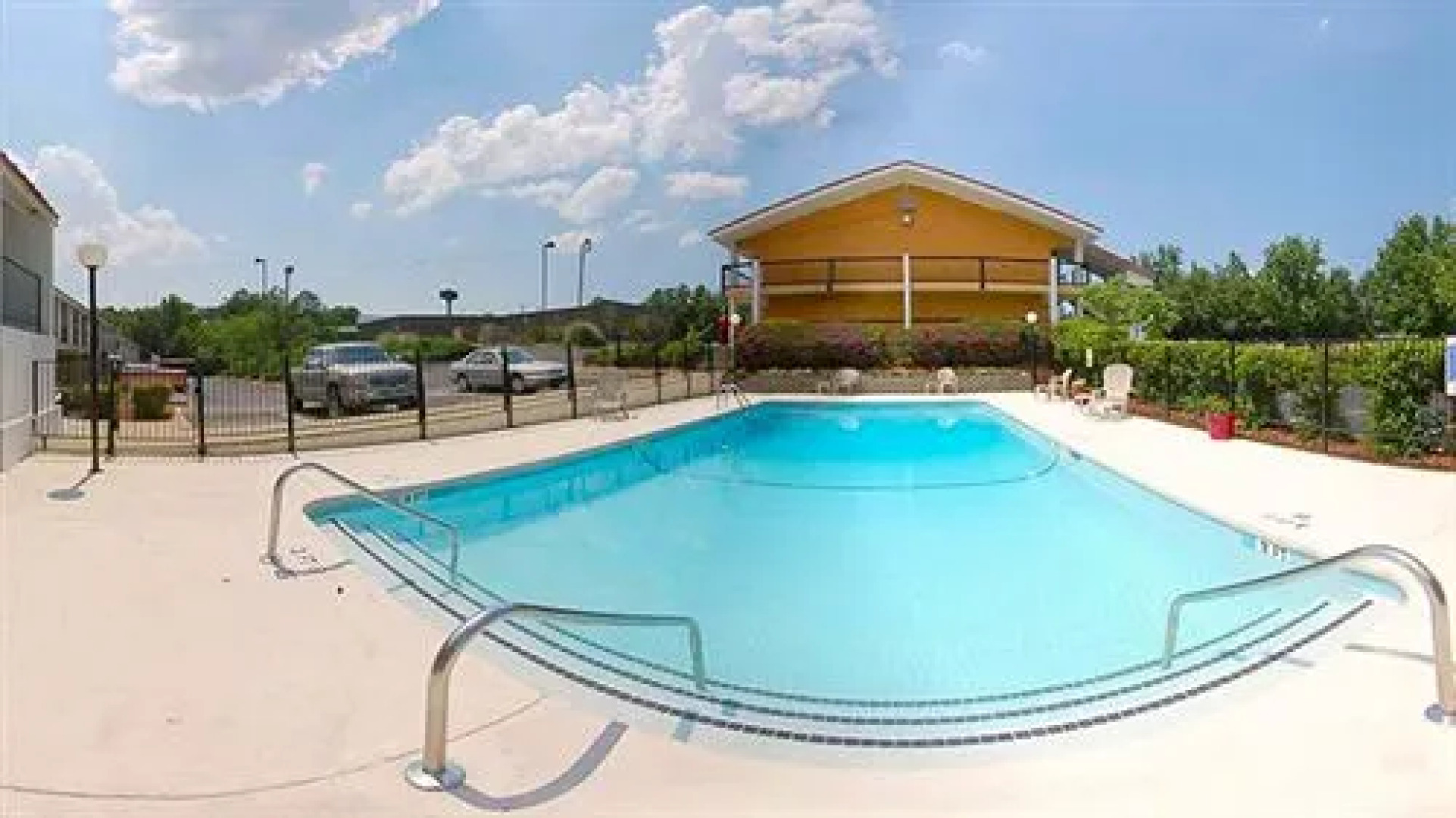 OYO Hotel Columbia SC I-20/I-26