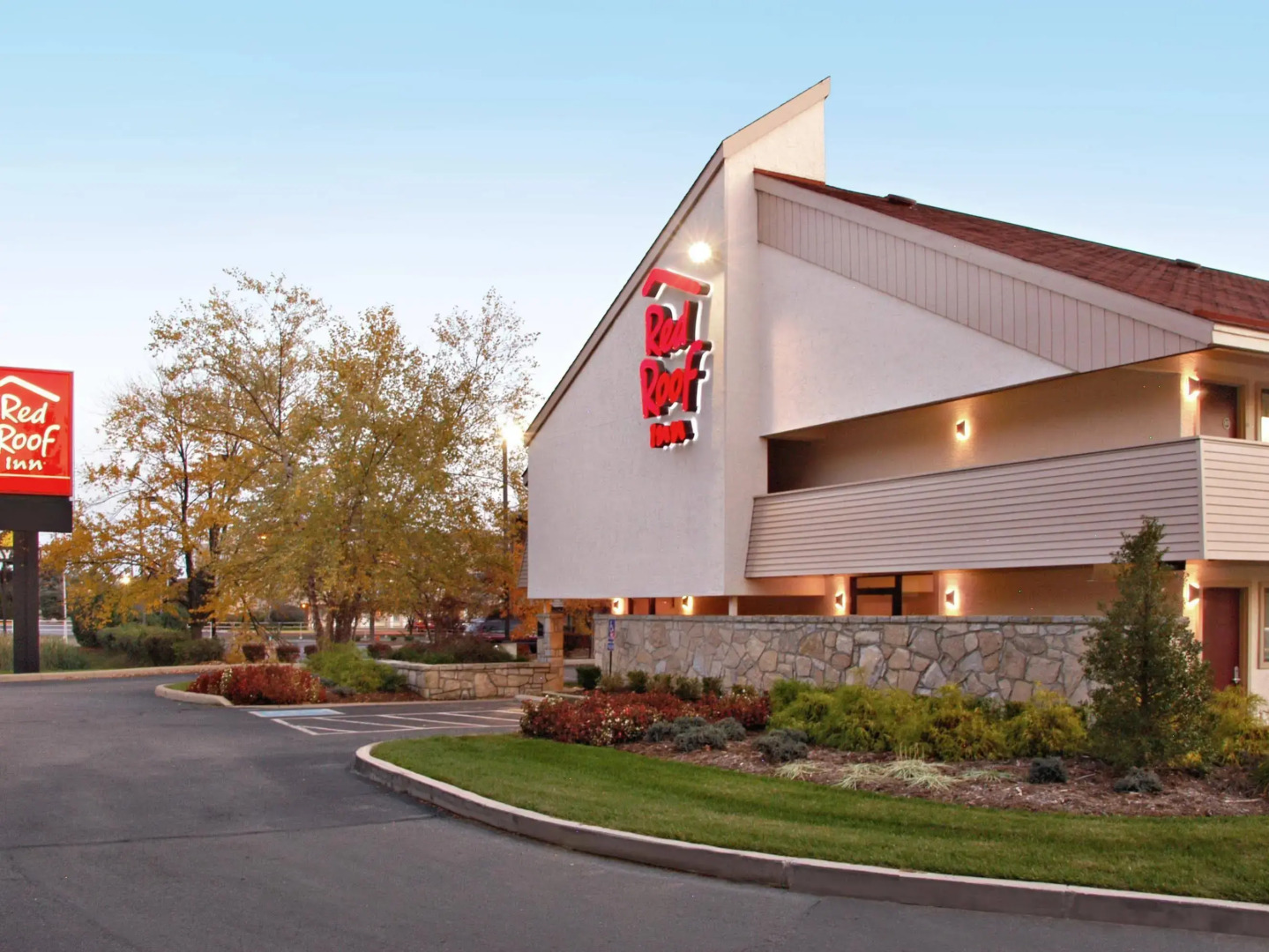 Red Roof Inn Louisville East - Hurstbourne