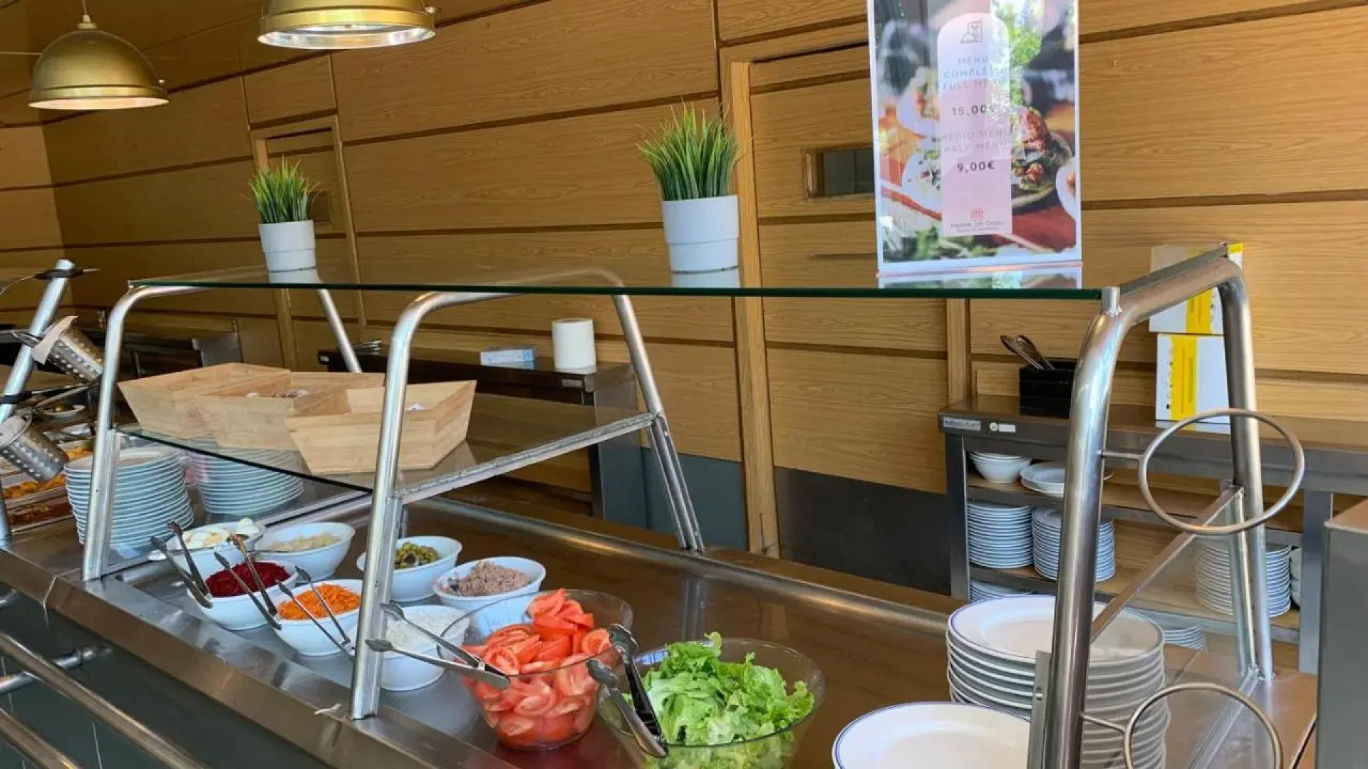 Hostel Monte Do Gozo