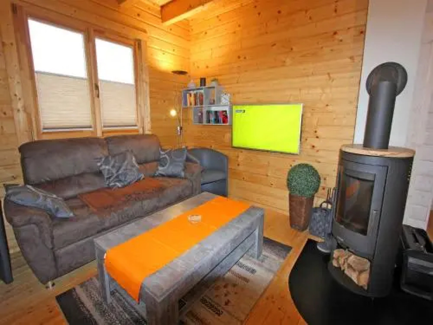 Ferienhaus mit 3 Schlafraeumen Tol