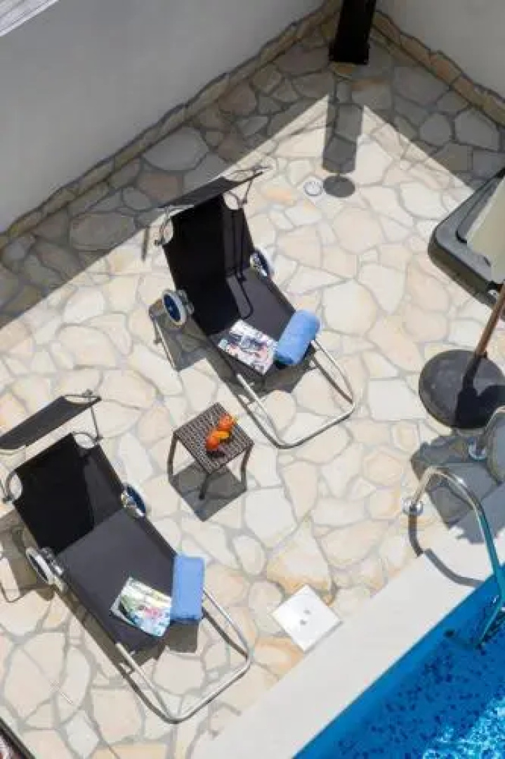 Sunrise Apartments