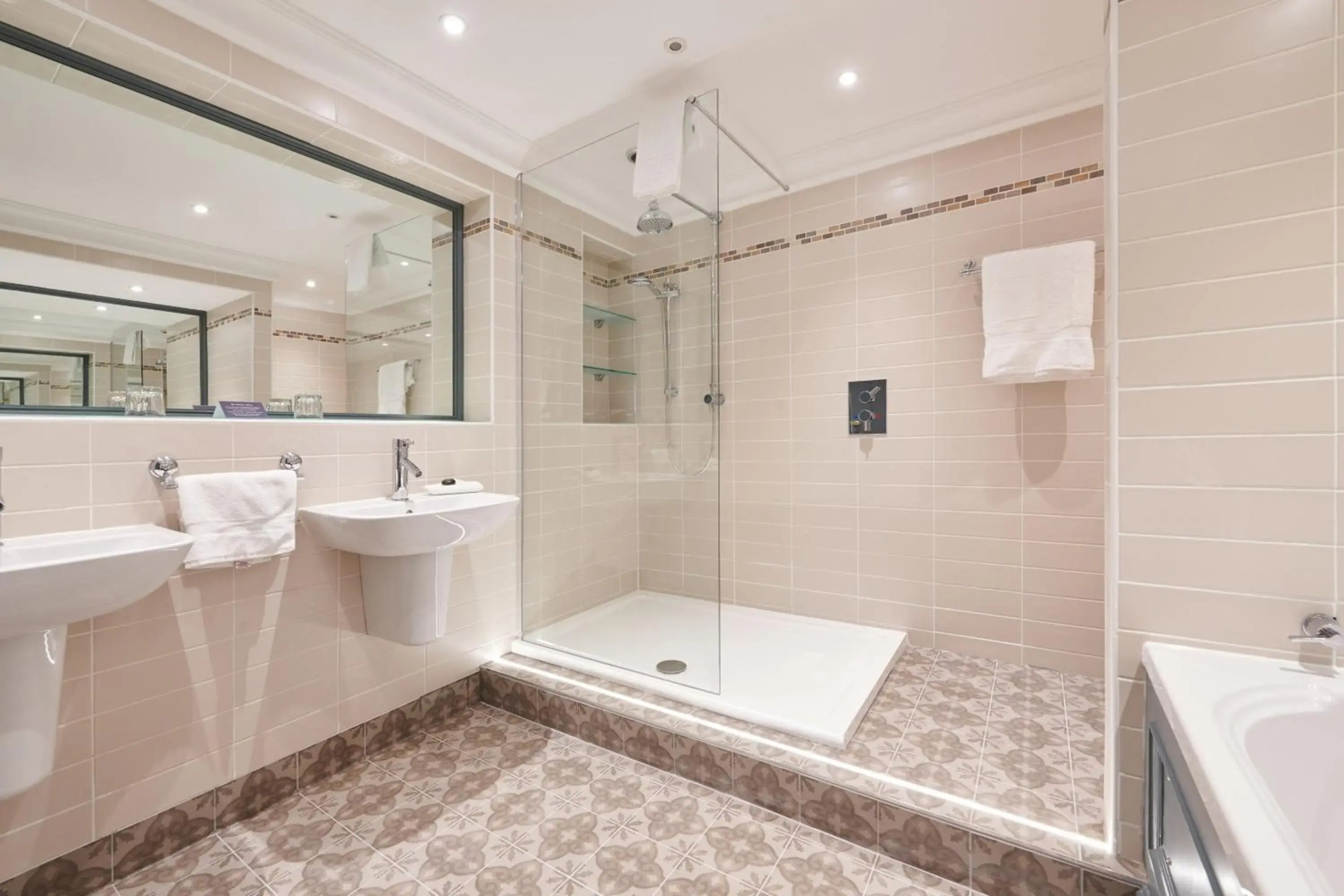 The Devonshire Arms Hotel