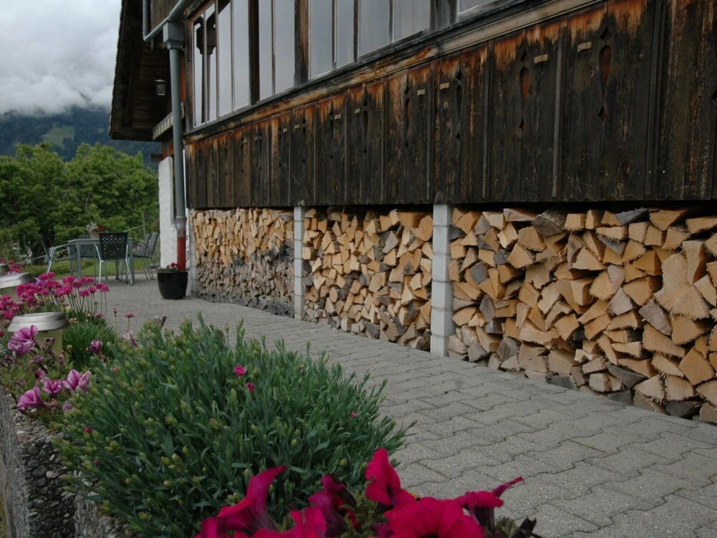 Cosy Ground Floor Apartment With Privat Terrace and Great Views