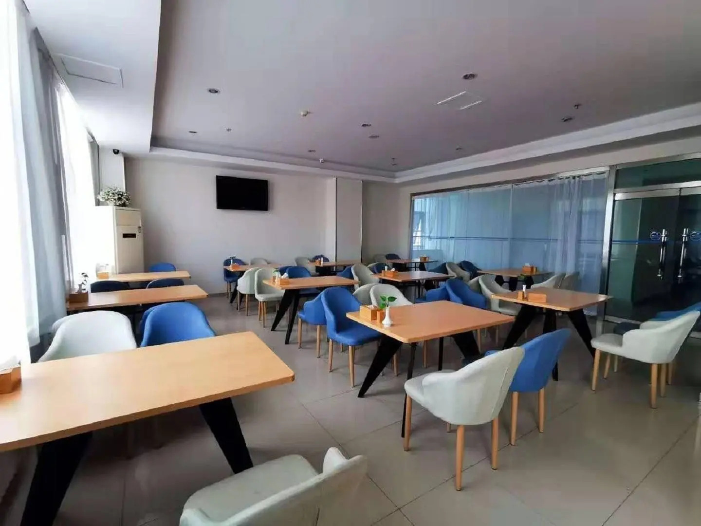 Hanting Hotel Weihai Railway Station