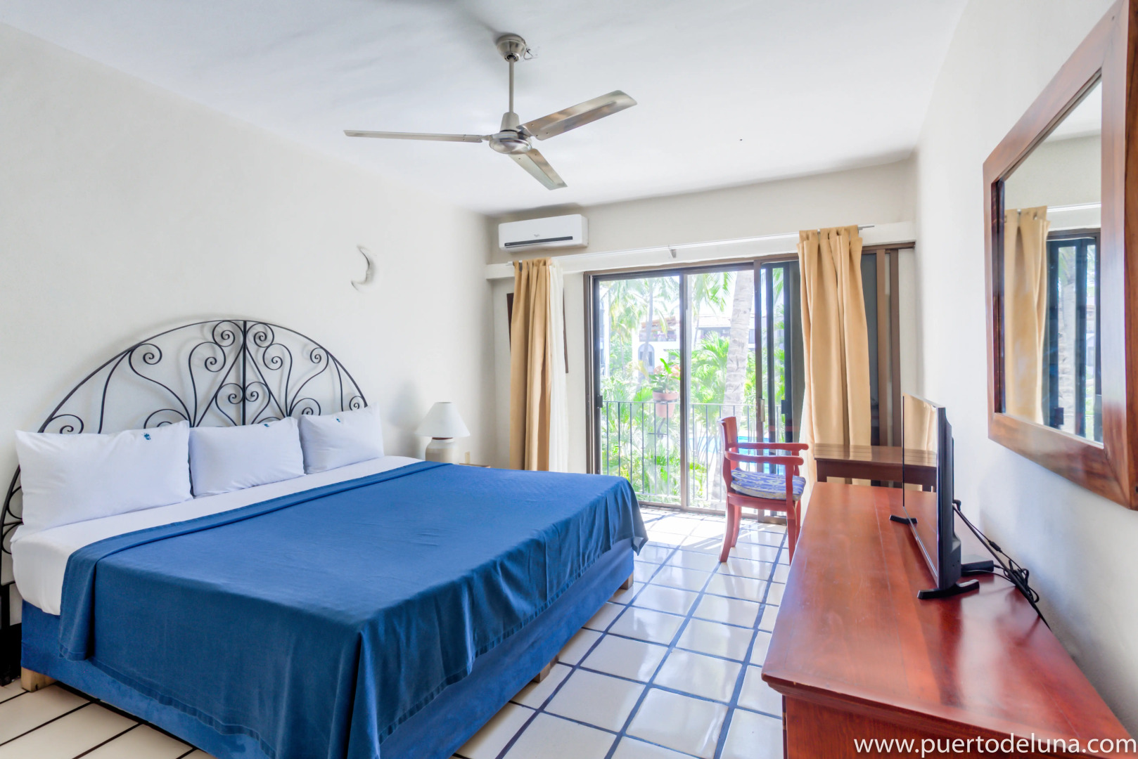 Puerto de Luna Pet Friendly & Family Suites Hotel