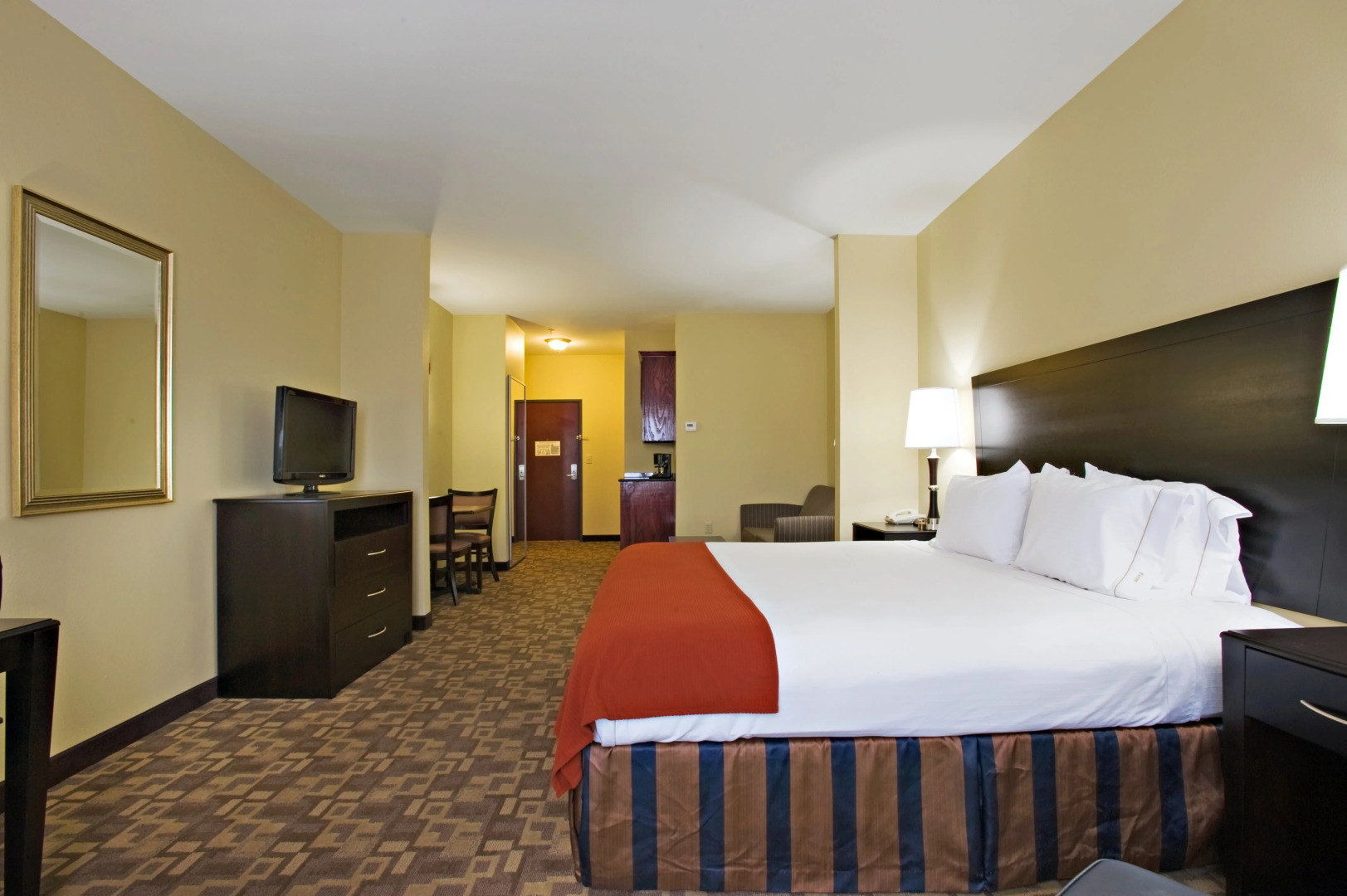 Holiday Inn Express &Suites Snyder by IHG