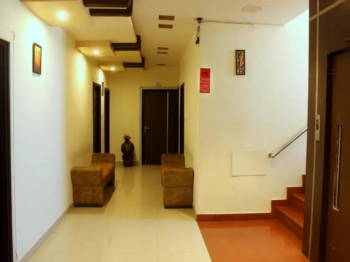 OYO Rooms 100ft Road Udaipur