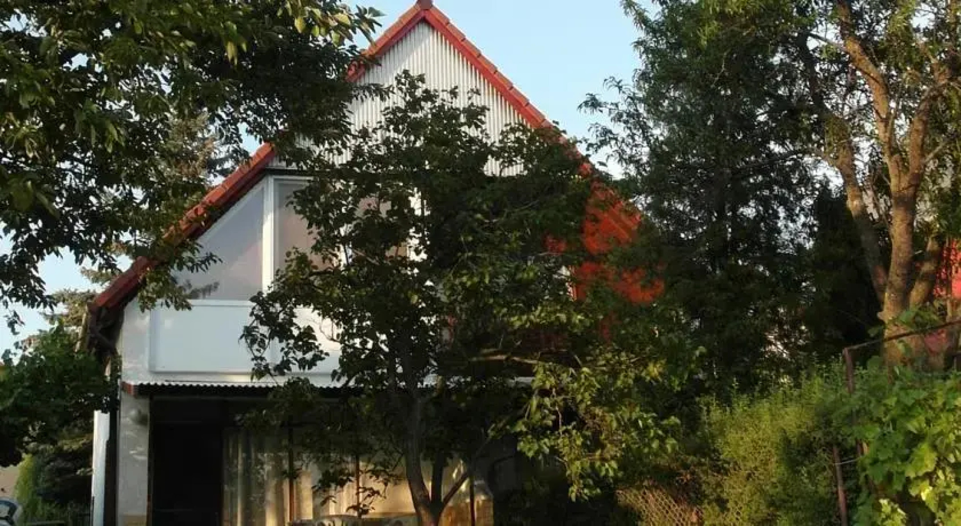 Balatoni nyaraló, Kövestető