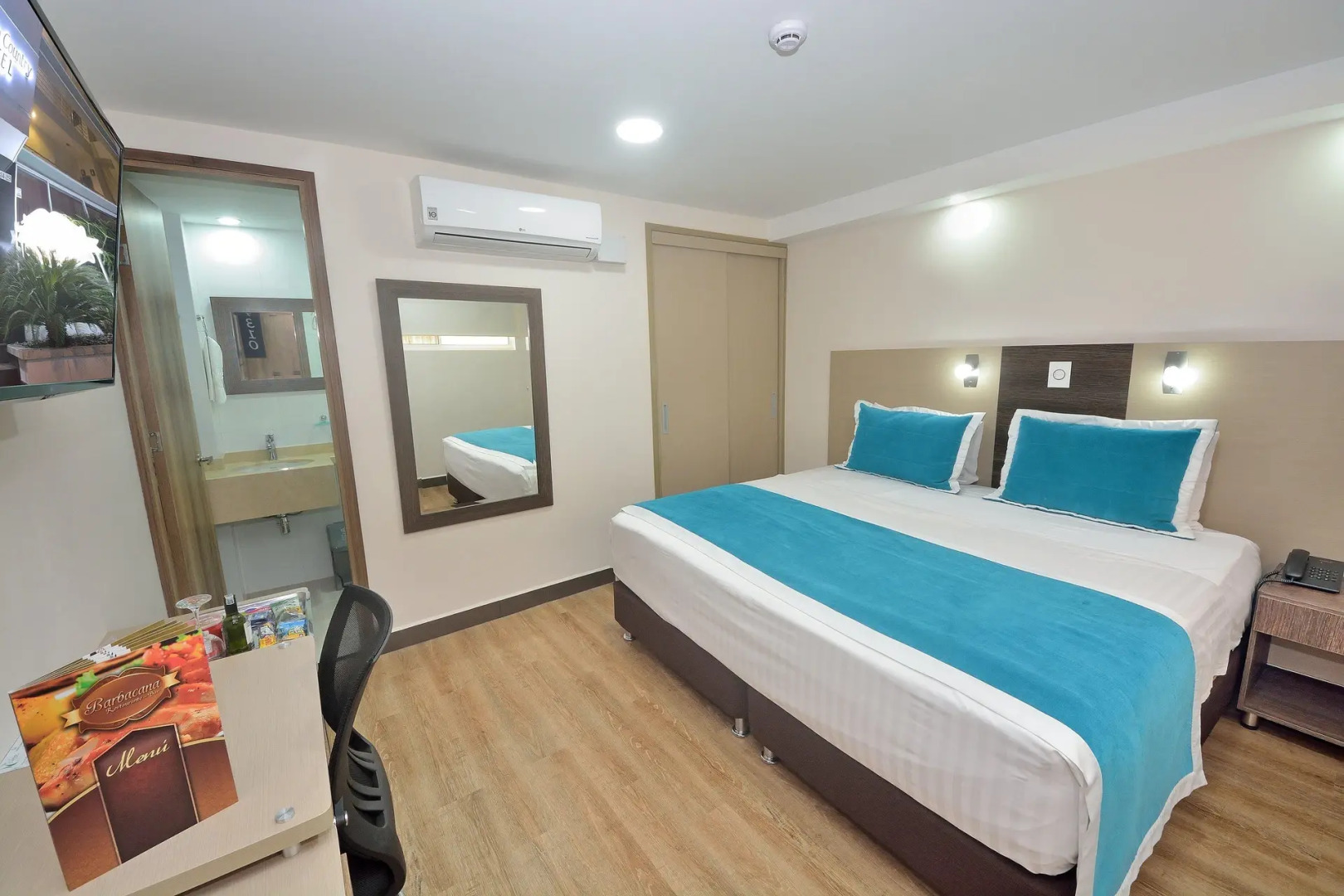 Hotel Cabecera Country