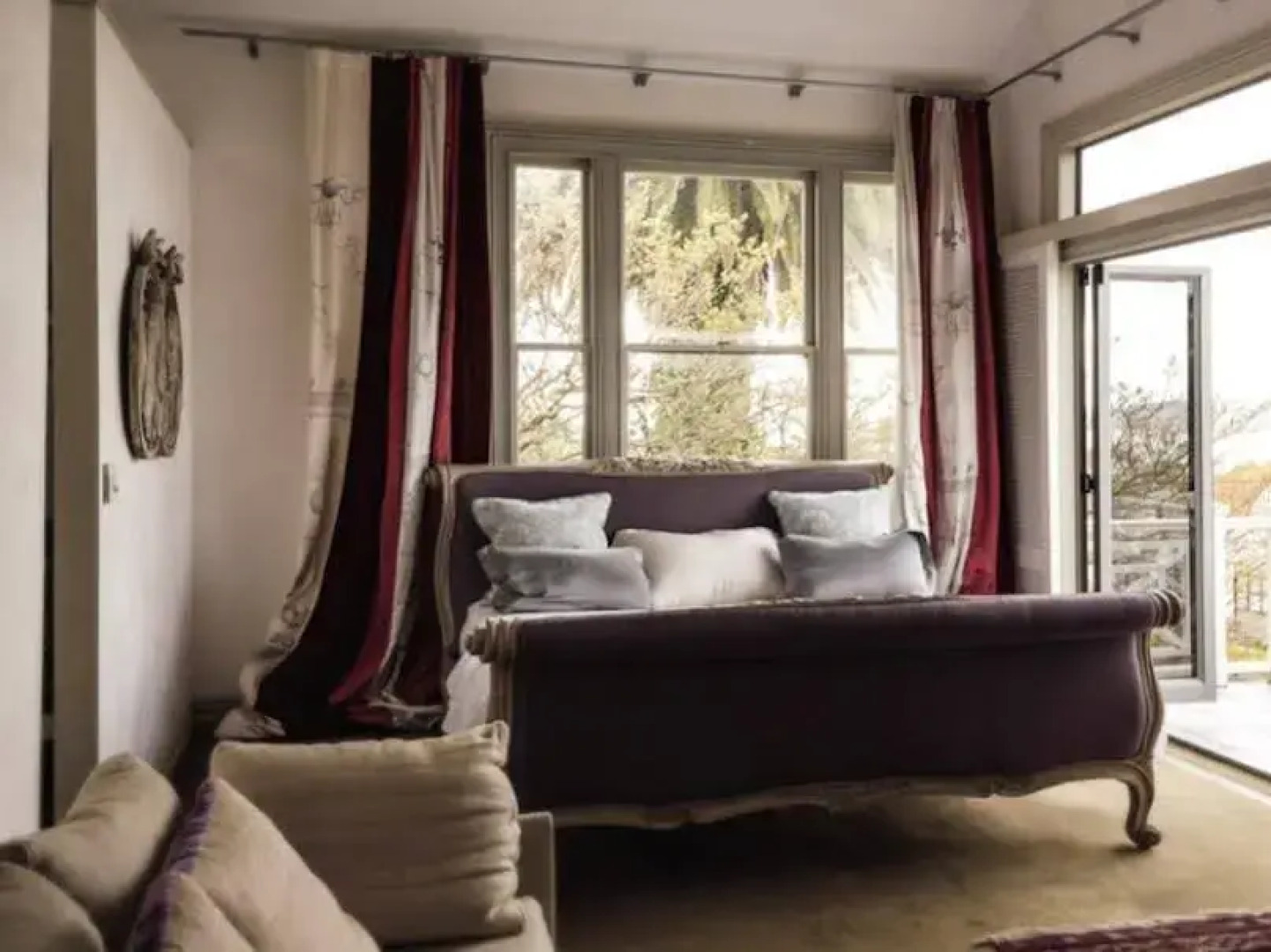 Mollies Boutique Hotel