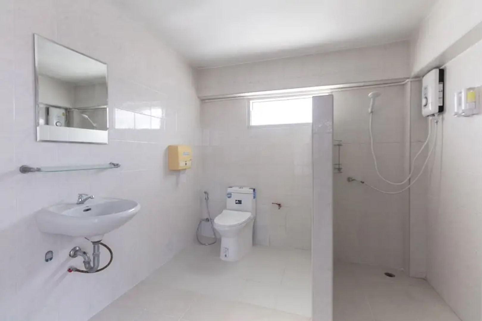 Oyo 664 Nara Hotel Restaurant And Bar