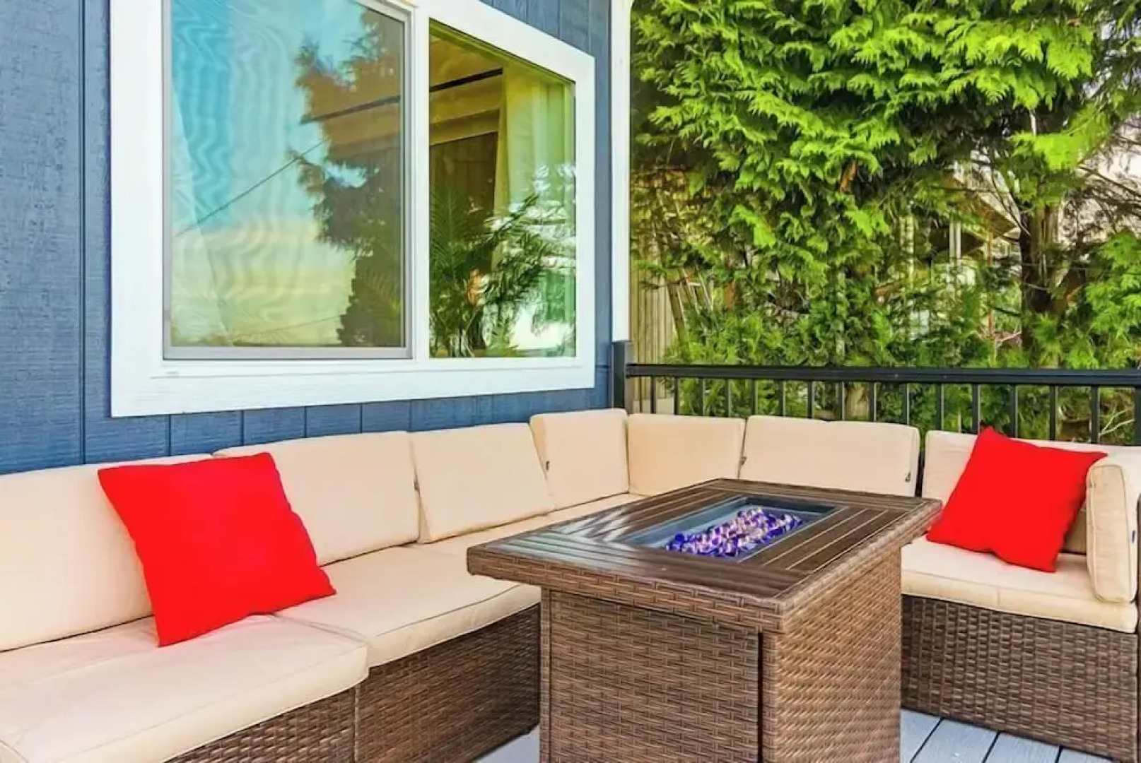 Peaceful Island Getaway Port Susan views