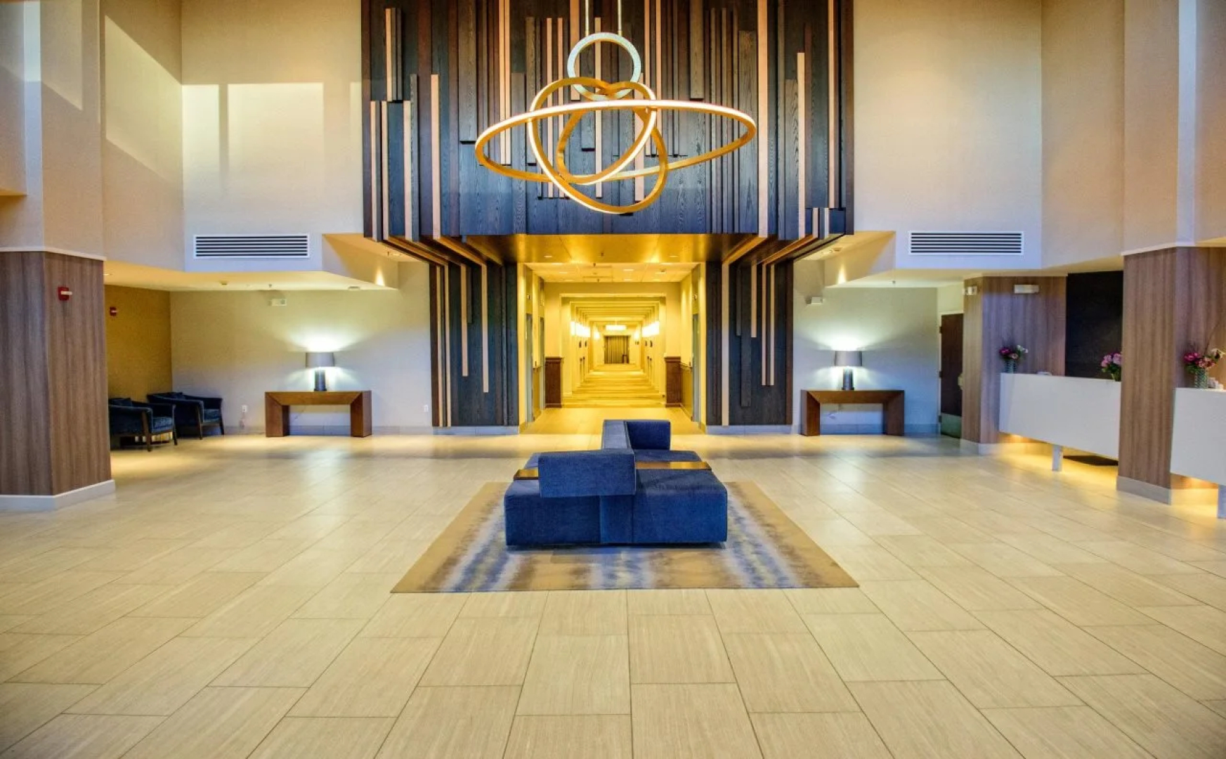 Crowne Plaza Dulles Airport by IHG