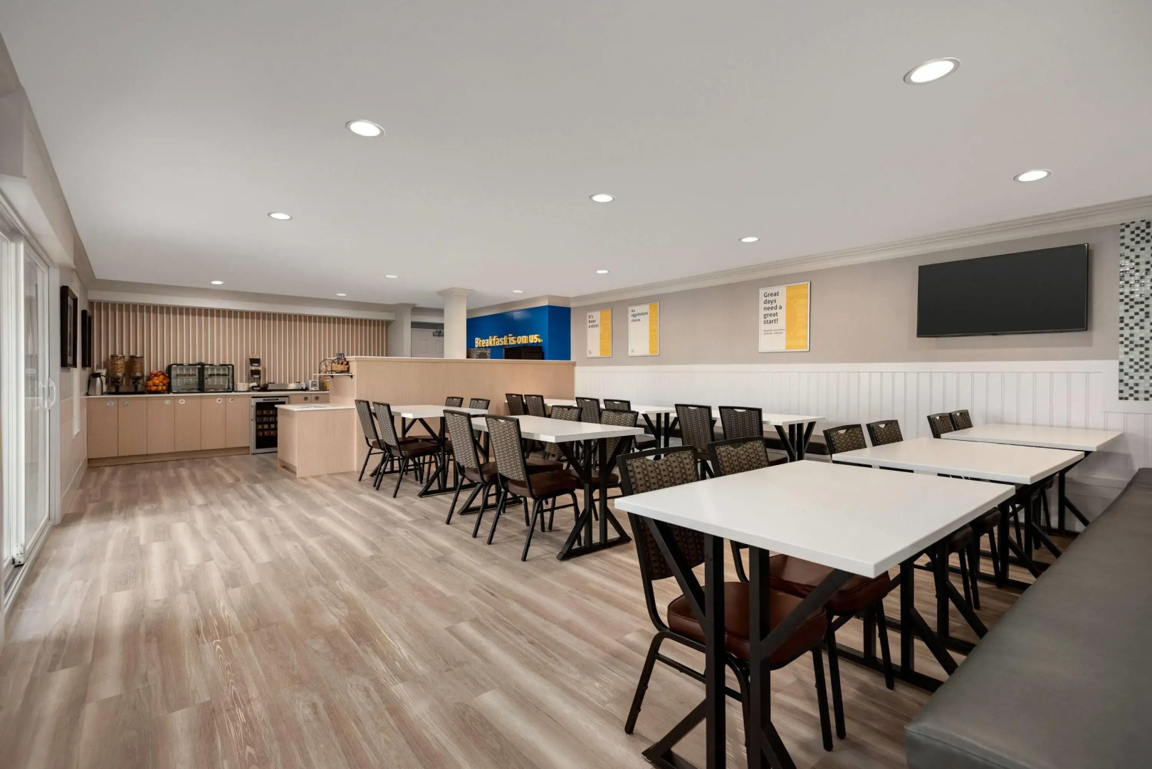 Days Inn by Wyndham Kelowna