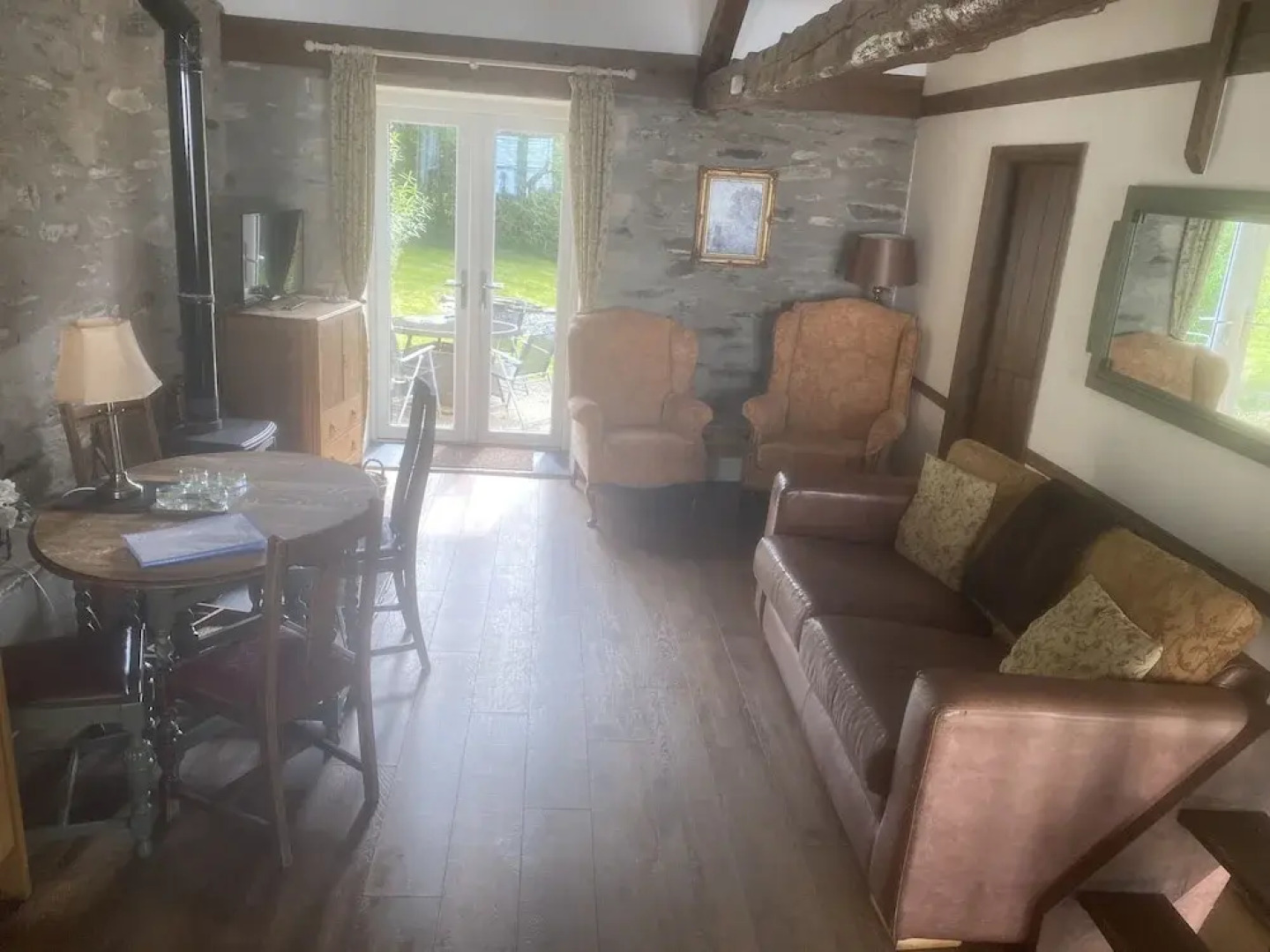 Impeccable 2-bed Cottage Near Betws y Coed