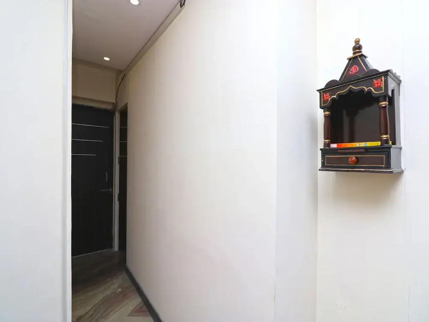 OYO 49758 Hotel Royal Harbour