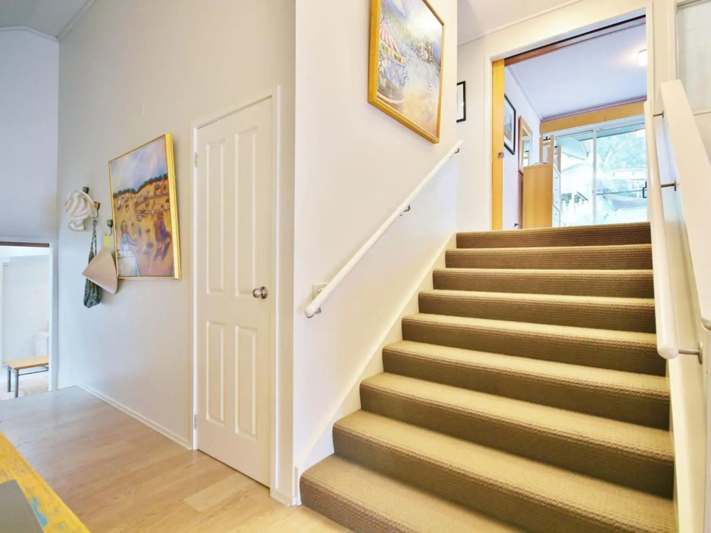 Sea Mist at Hyams Beach 4pm Check Out Sundays