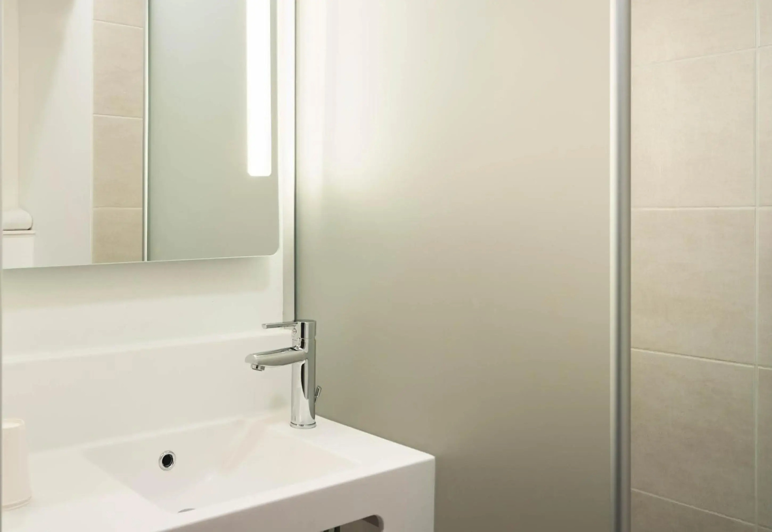 B&B HOTEL Paris Porte de Bagnolet